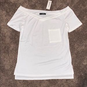 3/$13💞 Off the Shoulder Top NWT